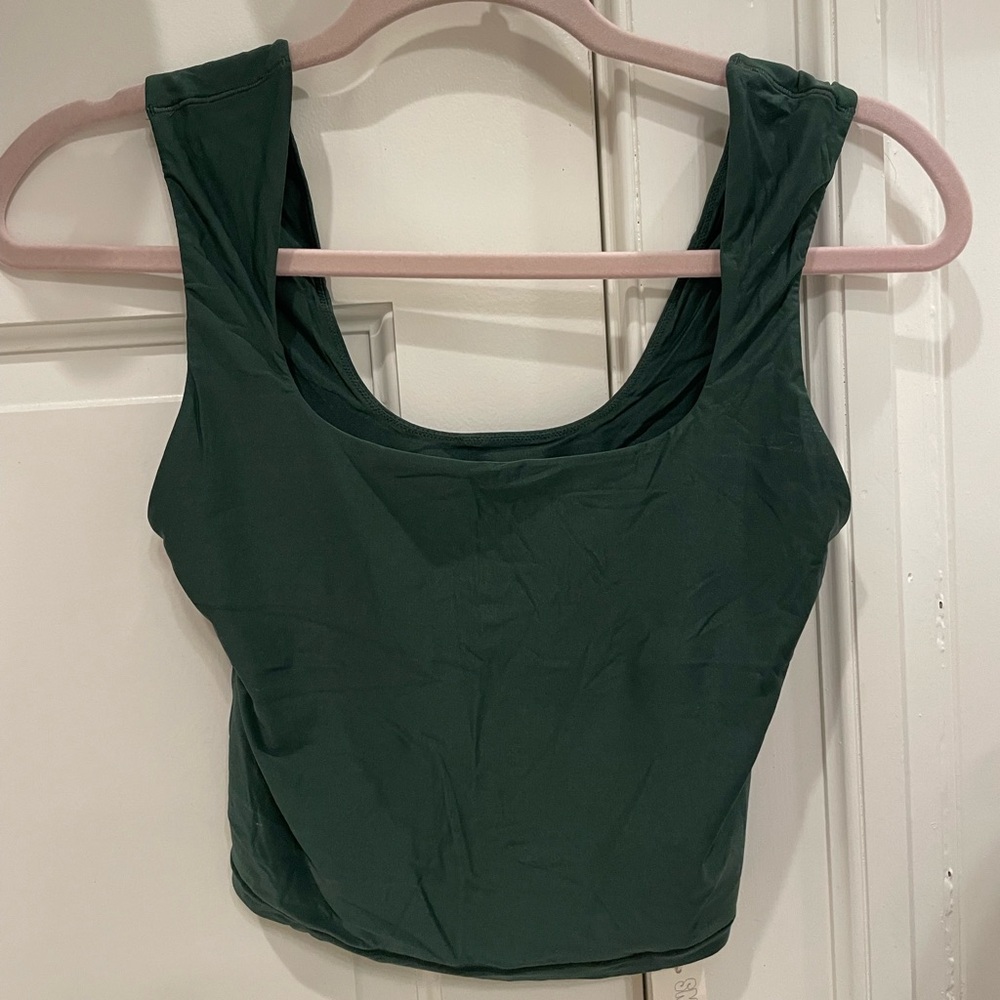 BRAND NEW Smoothez Aerie Crop Tank